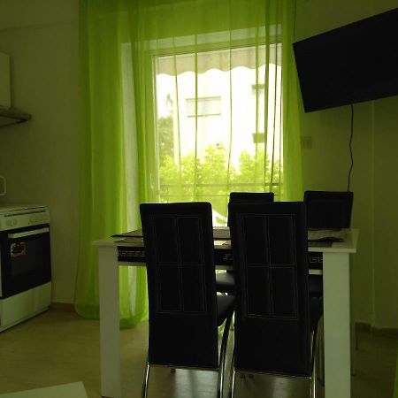 Cozy Apartment Peraia エクステリア 写真